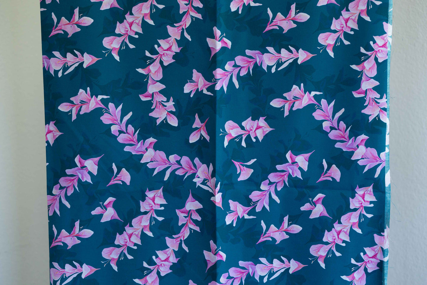 Lei Awapuhi ma Kai Fabric