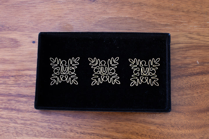 Kaulumaika Brand Paperclip