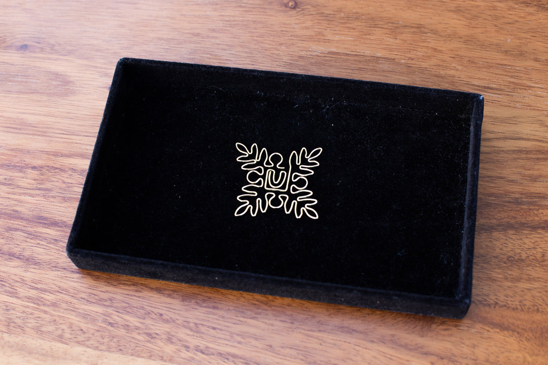 Kaulumaika Brand Paperclip