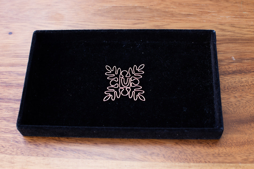 Kaulumaika Brand Paperclip